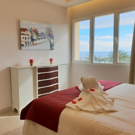 Fantastic Apartment In Front Of The Sea & Marina Estepona Exterior foto